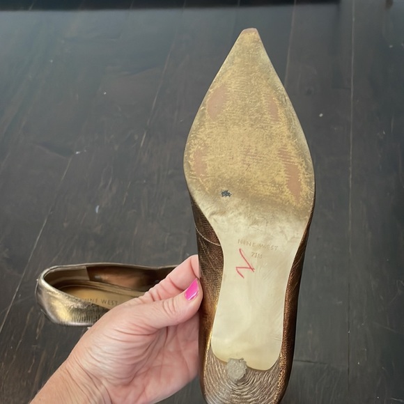 Nine west Bronze alligator print leather 4" pumps size 7.5 - Picture 7 of 11